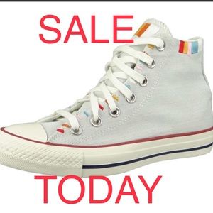 Converse Hi tops sneakers pale blue embroidered friendship shoes size 7.5 women